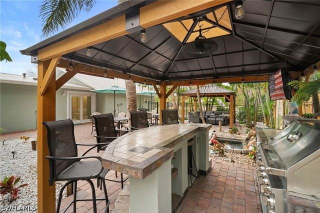 191 Abbey LN, North Fort Myers, FL 33917