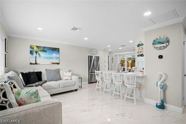 191 Abbey LN, North Fort Myers, FL 33917