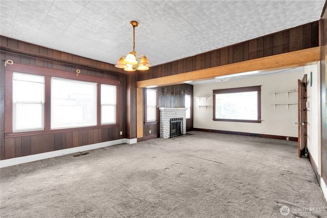 1208 S Ainsworth Avenue, Tacoma, WA 98405