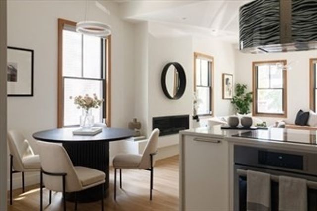 7 Lopez 7, Cambridge, MA 02139