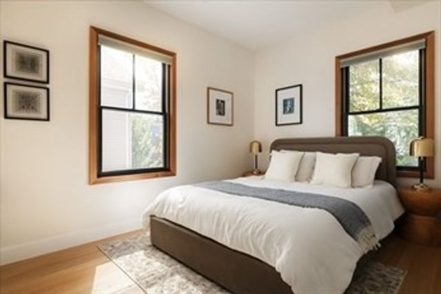 7 Lopez 7, Cambridge, MA 02139