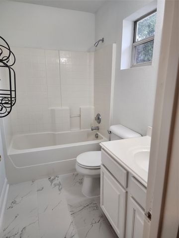 2973 Saint Andrews Drive, Lewisville, TX 75067
