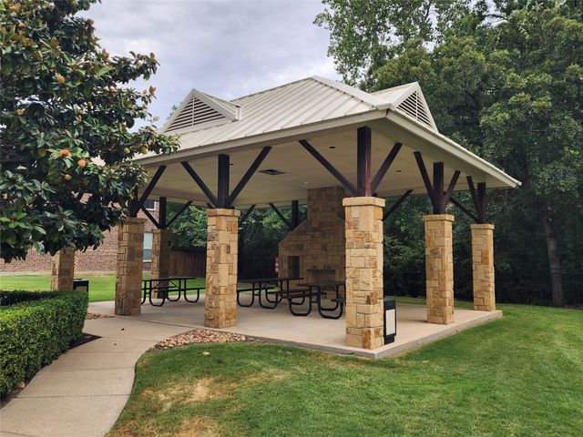 2973 Saint Andrews Drive, Lewisville, TX 75067