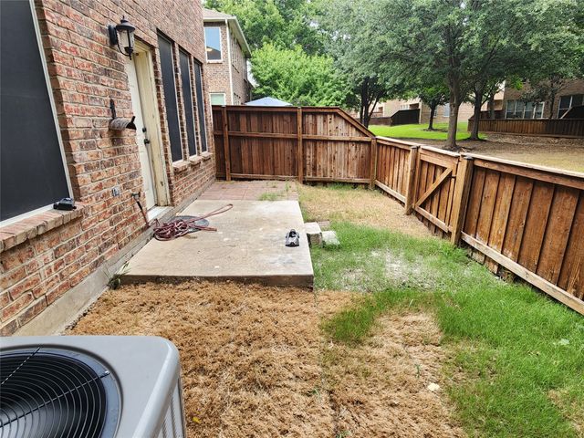 2973 Saint Andrews Drive, Lewisville, TX 75067
