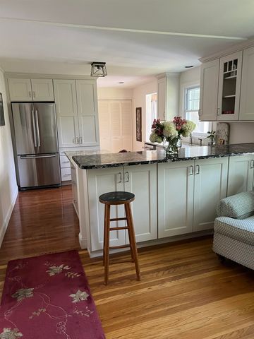 104 North Gate Road, Manchester, NH 03104