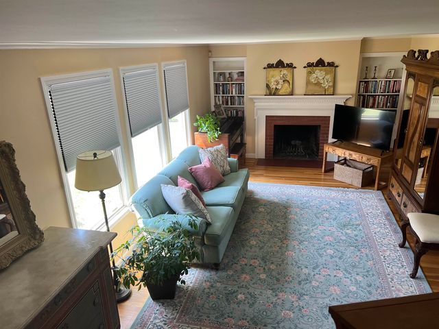 104 North Gate Road, Manchester, NH 03104