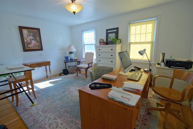 104 North Gate Road, Manchester, NH 03104