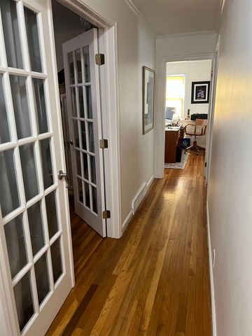 104 North Gate Road, Manchester, NH 03104