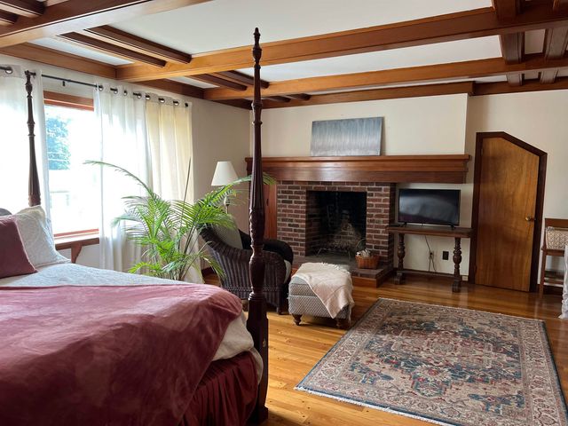 104 North Gate Road, Manchester, NH 03104