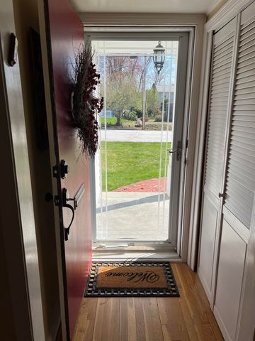 104 North Gate Road, Manchester, NH 03104