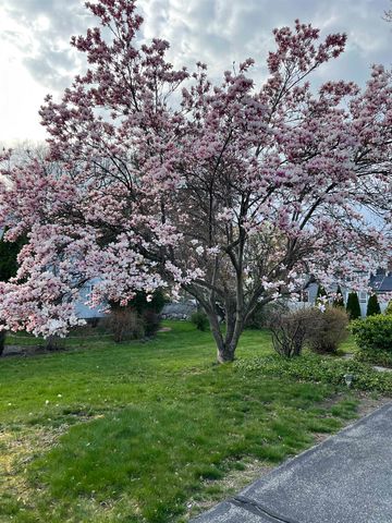 104 North Gate Road, Manchester, NH 03104