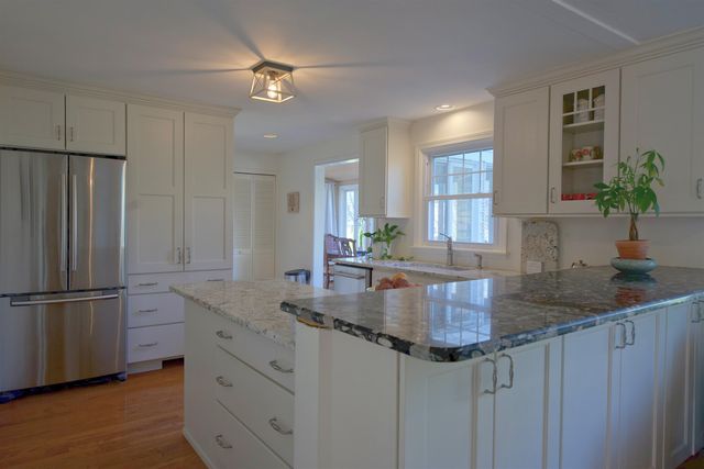 104 North Gate Road, Manchester, NH 03104