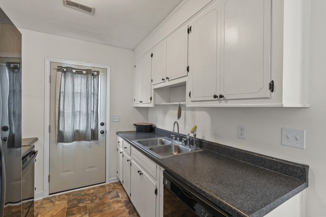 101 Lacey Court, Moncks Corner, SC 29461