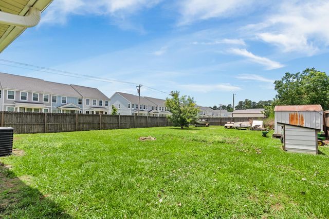 101 Lacey Court, Moncks Corner, SC 29461