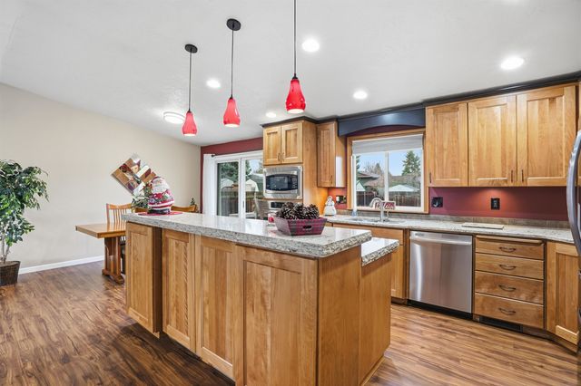 3527 S Bowdish Rd, Spokane Valley, WA 99206