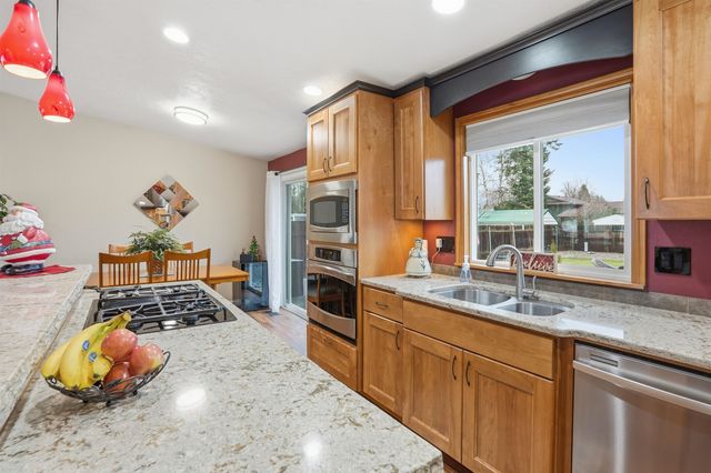 3527 S Bowdish Rd, Spokane Valley, WA 99206