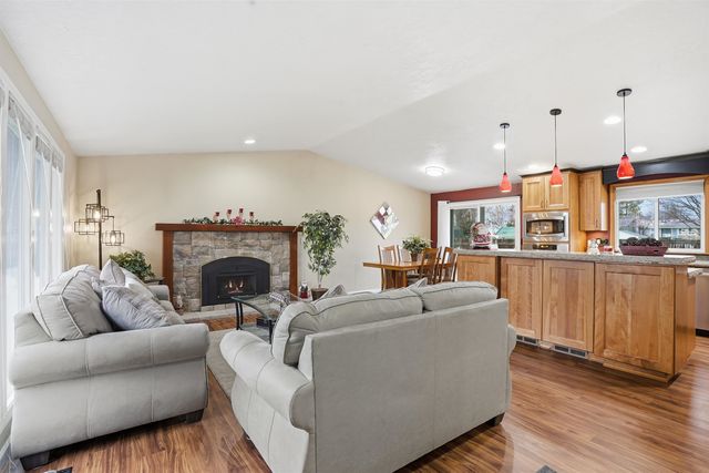 3527 S Bowdish Rd, Spokane Valley, WA 99206