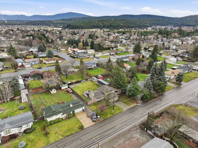 3527 S Bowdish Rd, Spokane Valley, WA 99206