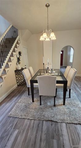 939 Erskine Avenue, St Louis, MO 63125