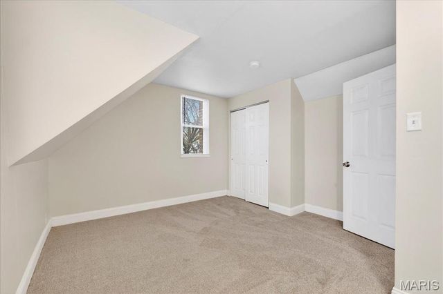 939 Erskine Avenue, St Louis, MO 63125