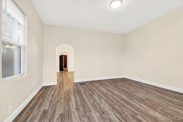 939 Erskine Avenue, St Louis, MO 63125