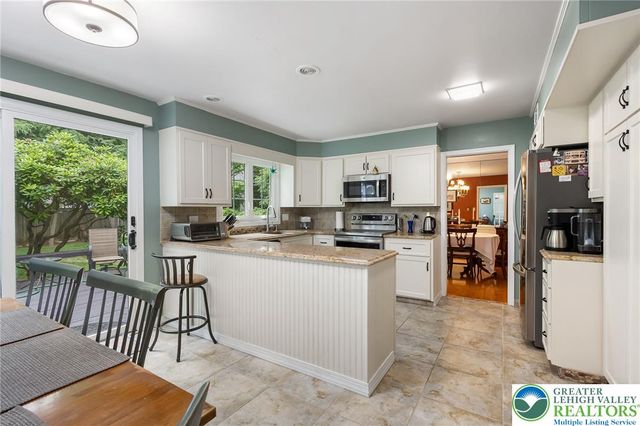 2898 Fairfield Drive, Salisbury Twp, PA 18103