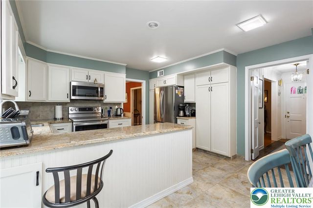 2898 Fairfield Drive, Salisbury Twp, PA 18103