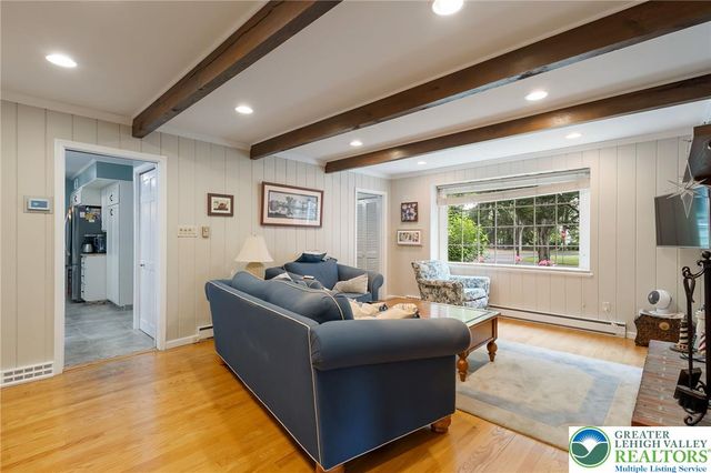 2898 Fairfield Drive, Salisbury Twp, PA 18103