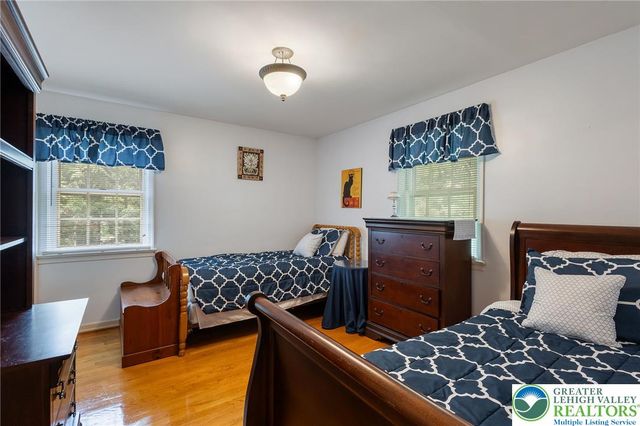 2898 Fairfield Drive, Salisbury Twp, PA 18103