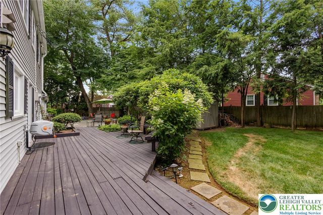 2898 Fairfield Drive, Salisbury Twp, PA 18103