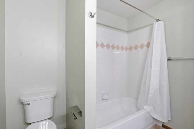 1224 W Rowan Ave, Spokane, WA 99205