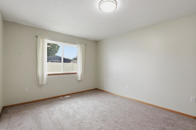 1224 W Rowan Ave, Spokane, WA 99205