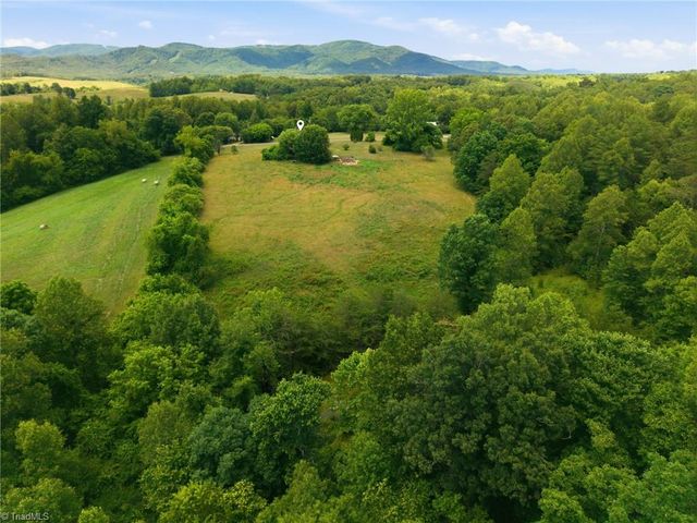 874 Hanks Street, Traphill, NC 28685