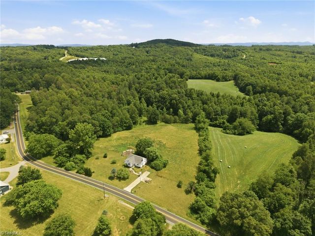 874 Hanks Street, Traphill, NC 28685
