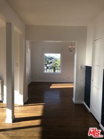 2225 Lake Shore Avenue, Los Angeles, CA 90039