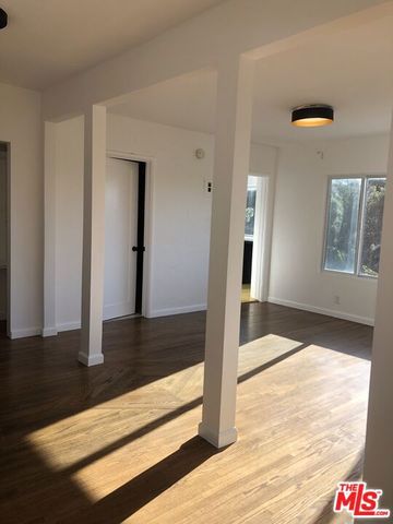 2225 Lake Shore Avenue, Los Angeles, CA 90039