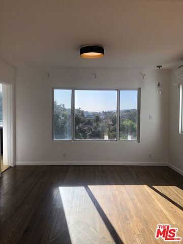2225 Lake Shore Avenue, Los Angeles, CA 90039