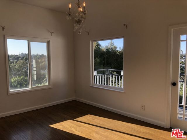 2225 Lake Shore Avenue, Los Angeles, CA 90039