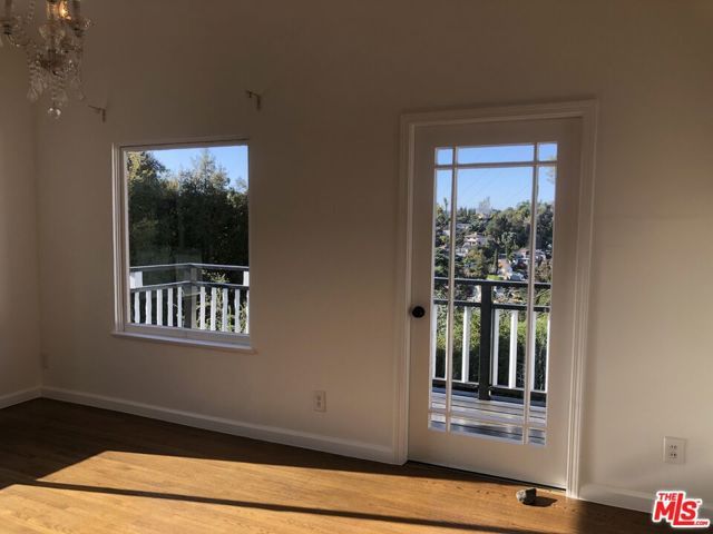 2225 Lake Shore Avenue, Los Angeles, CA 90039