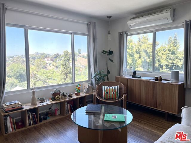2225 Lake Shore Avenue, Los Angeles, CA 90039