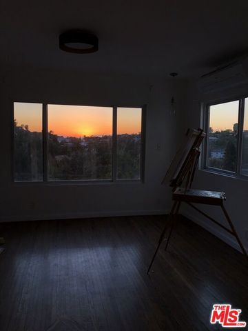 2225 Lake Shore Avenue, Los Angeles, CA 90039