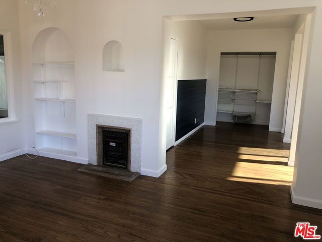 2225 Lake Shore Avenue, Los Angeles, CA 90039