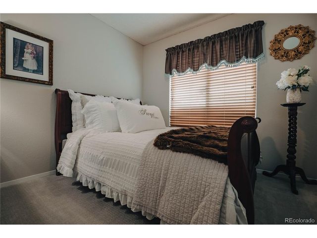 1258 Ridgeglen Way, Littleton, CO 80126