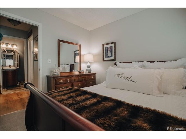 1258 Ridgeglen Way, Littleton, CO 80126