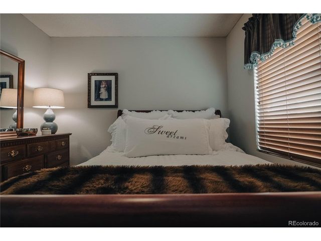 1258 Ridgeglen Way, Littleton, CO 80126
