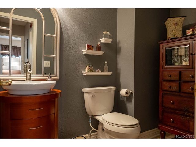 1258 Ridgeglen Way, Littleton, CO 80126