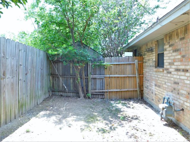 8865 Camfield Way, Frisco, TX 75033