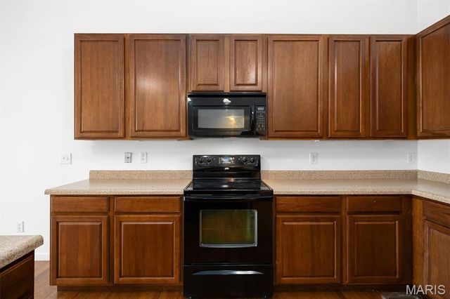 601 Ember Crest Drive, Fairview Heights, IL 62208