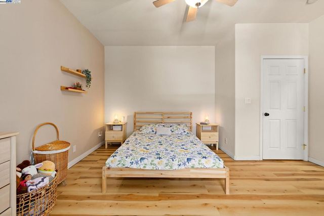 2048 Woodland Dr, Pine Mountain Club, CA 93222