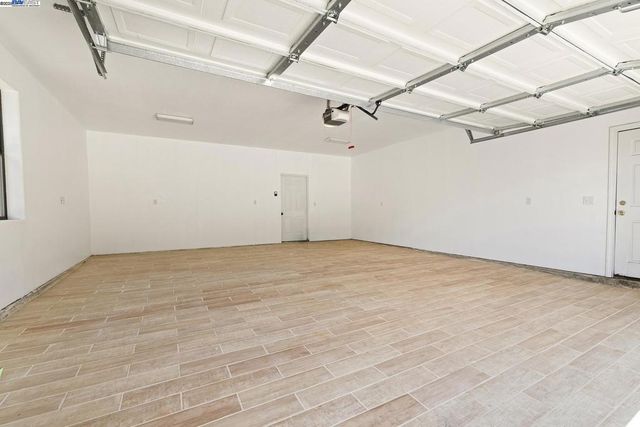 2048 Woodland Dr, Pine Mountain Club, CA 93222